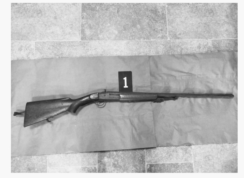 Montenegro-avmp/Ulcinj-Uhapsen-albanski-drzavljanin-osumnjicen-da-je-setao-gradom-sa-pistoljem-za-pojasom_4