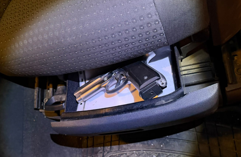 Montenegro-avmp/plav-startni-pistolj